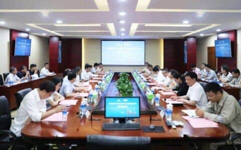 三峡集团3台起重机和1套升降装置项目开工