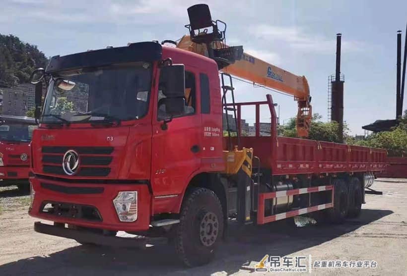 国五徐工12吨随车吊现车多少钱