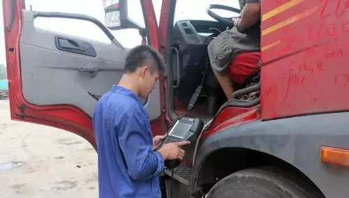 网传吊车刷ECU，刷完5吨升级吊15吨？鉴别智商还是技术手段？