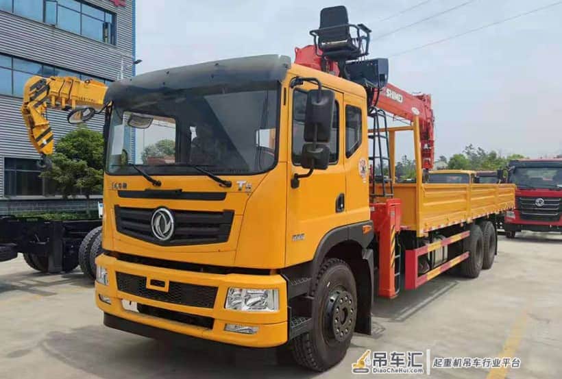 厂家解析：东风华神T5石煤12吨随车吊