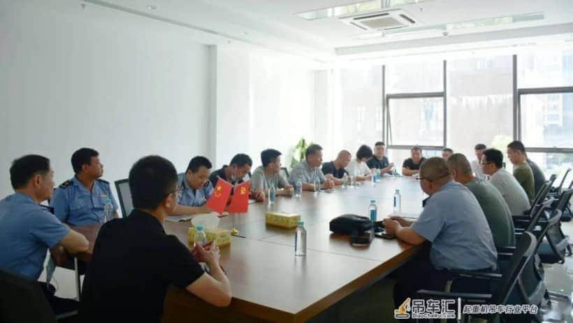 南安市起重机械专项整治工作座谈会召开