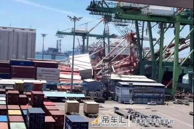 一集装箱船撞塌高雄港起重机,阳明海运发布声明