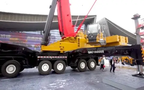 想买吊车？吊友直呼受不了厂家的操作