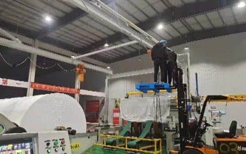 同步环链电动葫芦在无纺布生产起吊过程中的应用