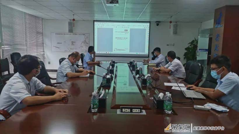 钦州东航道项目部开展起重吊装作业基础知识培训