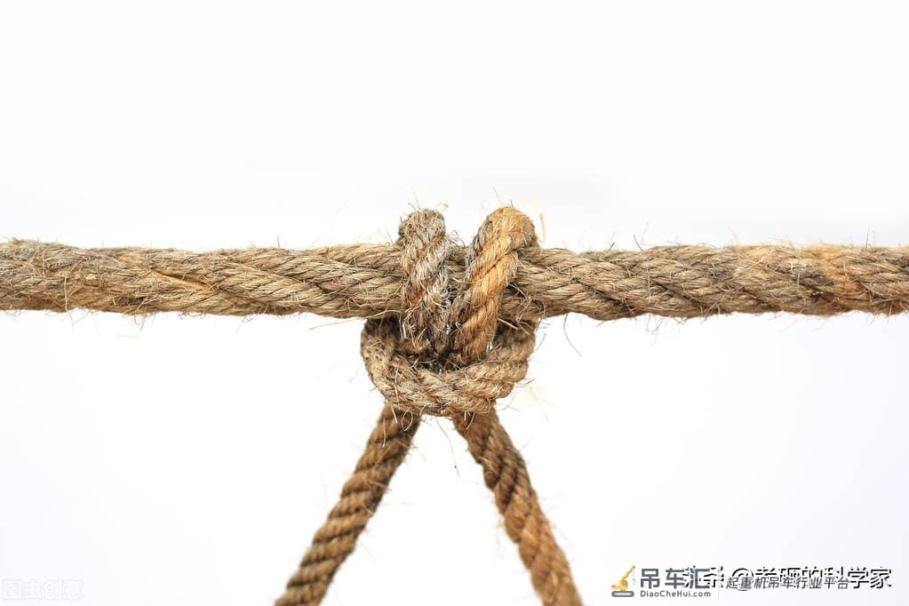 吊车为什么总爱倒?起重机的支腿,工地路上的碎石,有什么作用