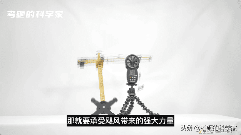 吊车为什么总爱倒?起重机的支腿,工地路上的碎石,有什么作用