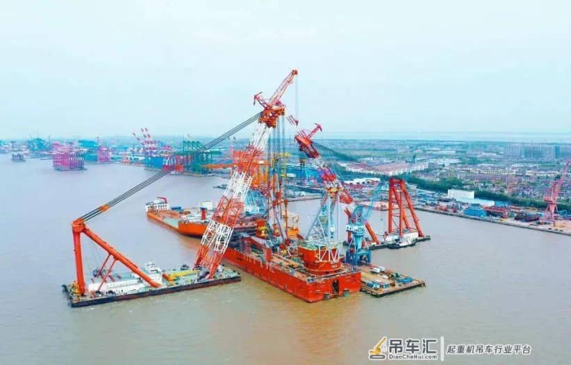 振华重工JSD6000深水起重铺管船项目完成重大节点！