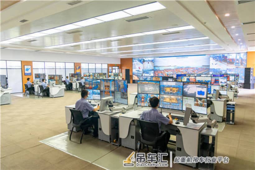 全球首创!山东港口青岛港自动化桥吊“一对多”监控系统完成上线测试