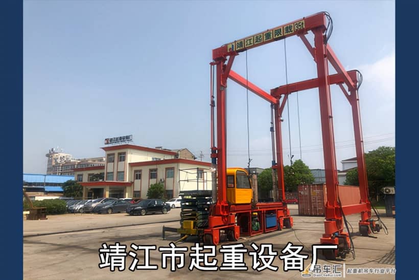 轮胎式起重机在大风天气中该怎么使用