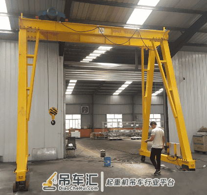 三角形稳定性原理在移动龙门吊上的应用