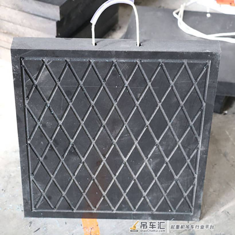 终于明白了啥是吊车支腿垫板