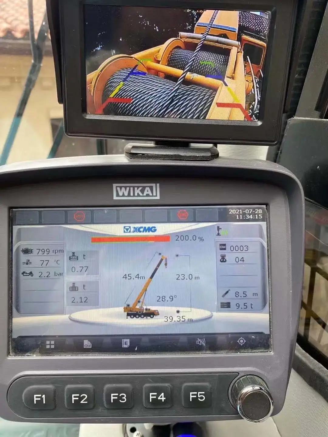 胆大不胆大!45.4米隔墙盲吊,超载200%