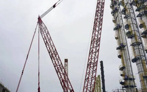 M21000千吨履带吊3天3吊！连云港项目丁二烯装置完美收官