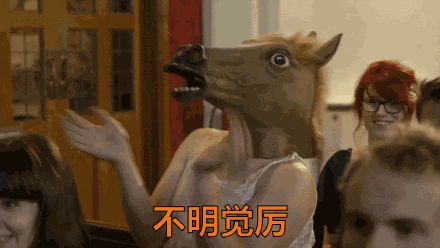 男子为爸妈定制三室一厅!用吊机从空中放下,惊呆邻居