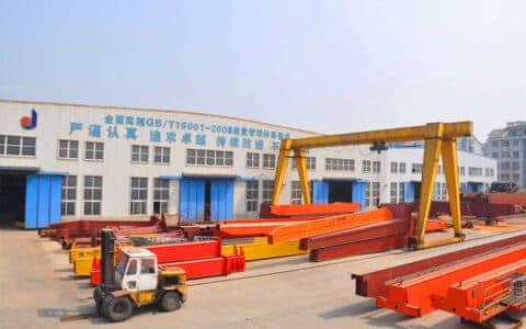 厂家提示改善起重机械设备质量，润滑工作必不可少