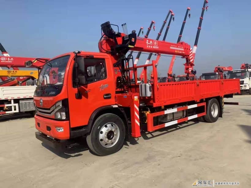 东风8吨随车吊 整车特价23万