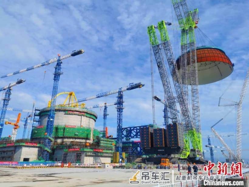 “华龙一号”批量化建设首台机组内穹顶吊装成功