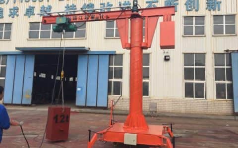 雨天悬臂吊起重机保养的注意事项是哪些？