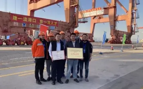 CSP厦门远海、泉州码头选派桥吊和龙吊司机获福建省级竞赛佳绩