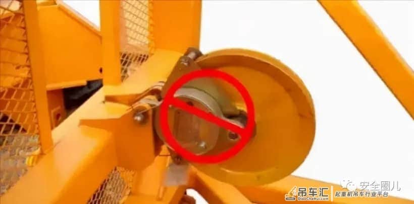 塔吊安全的“10不吊”和“10项检查”,现场严格执行