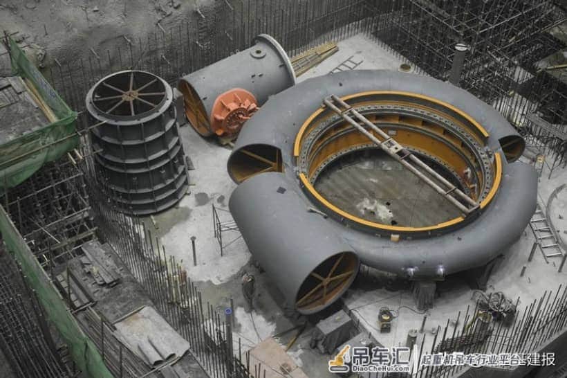 山东最大抽水蓄能电站最后一台机组座环蜗壳吊装成功
