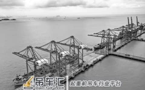 远控桥吊助力港口智能化建设
