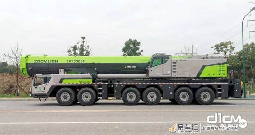 中联500吨吊车,发挥六桥极限,机动和性能完美平衡!具备“5+2”双臂工作模式