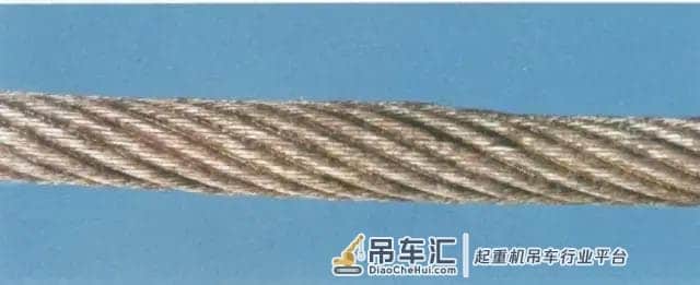 起重机的钢丝绳是如何避免断裂的?