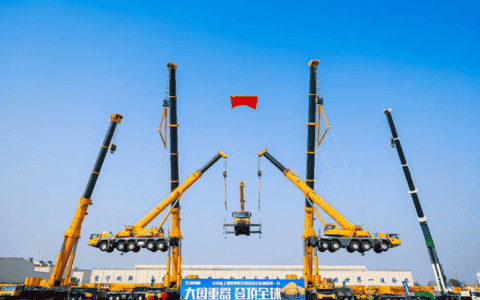 夺得全球起重机榜单桂冠背后：徐工“颠覆‘中国制造无芯’”魔咒