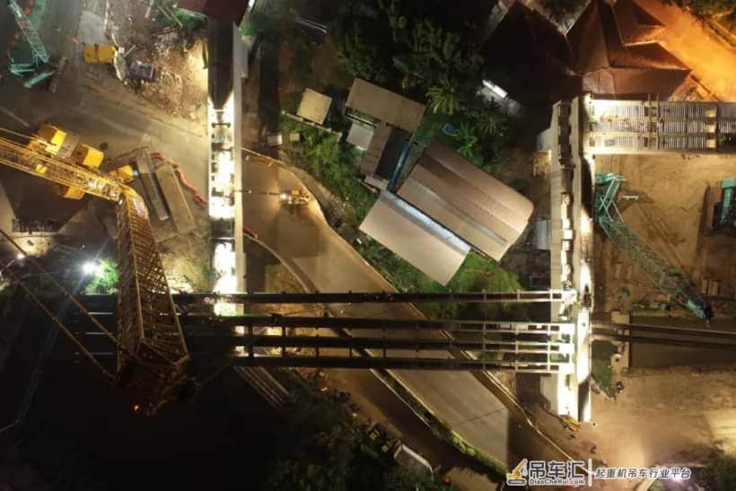 SCC8000A助力雅加达绕城高速公路特大关重部件吊装