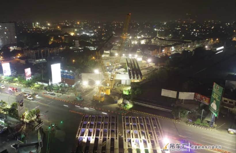 SCC8000A助力雅加达绕城高速公路特大关重部件吊装