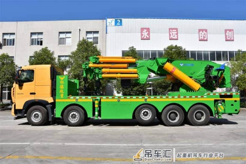 湖北杜德起重5轴130吨半折叠随车吊