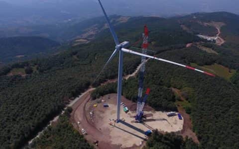 中联重科起重机闪耀亚欧 助力土耳其最大风电项目吊装