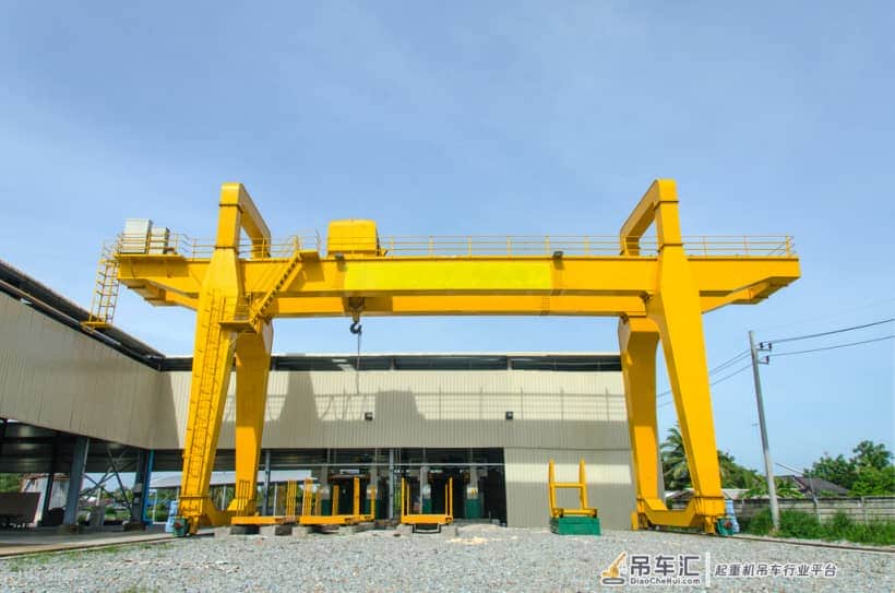 起重机分为哪几类?报考塔式起重机司机证要什么条件?