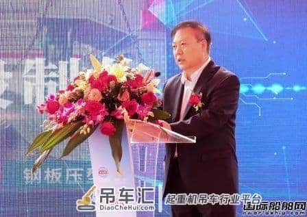 仅413 天创造“深圳速度”！这家船厂交付一艘2200吨起重船