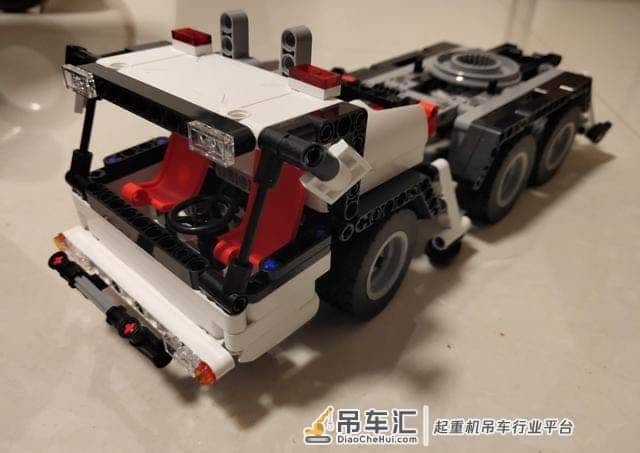 大吊车真厉害:米兔积木工程吊车组装体验