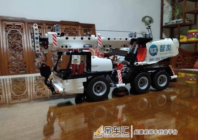 大吊车真厉害:米兔积木工程吊车组装体验