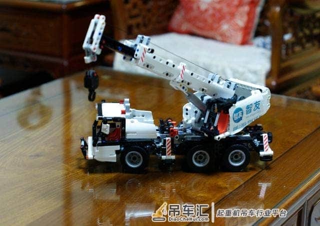 大吊车真厉害:米兔积木工程吊车组装体验