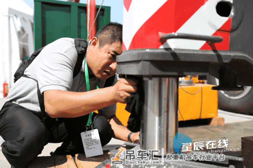 党代表风采⑦|龙卫国:中联重科工程起重机调试第一人 将平凡工作做到极致