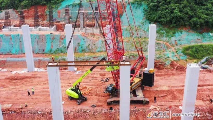 三一履带起重机助成都东西城市轴线简阳段施工进入“快车道”