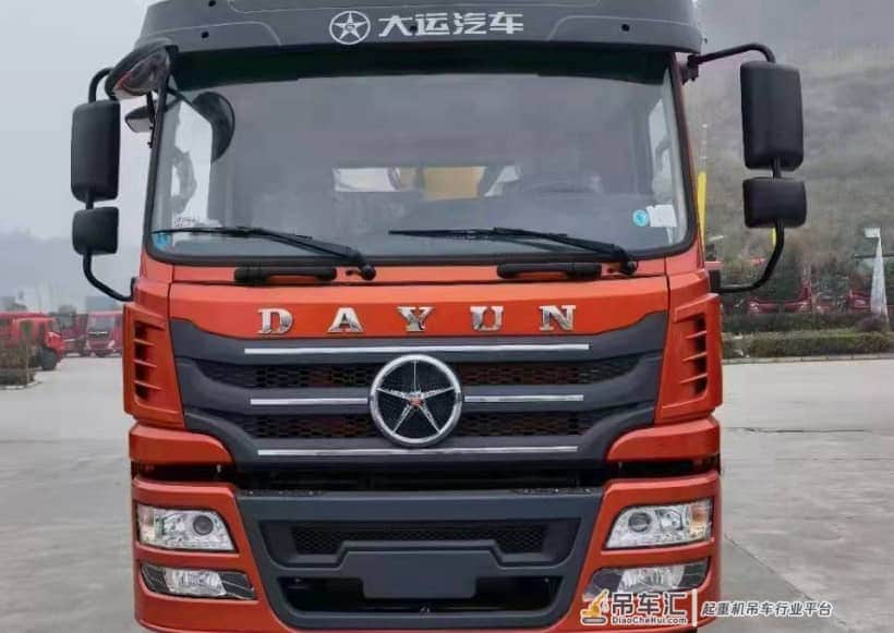 徐工8吨随车吊 现车降价2万元