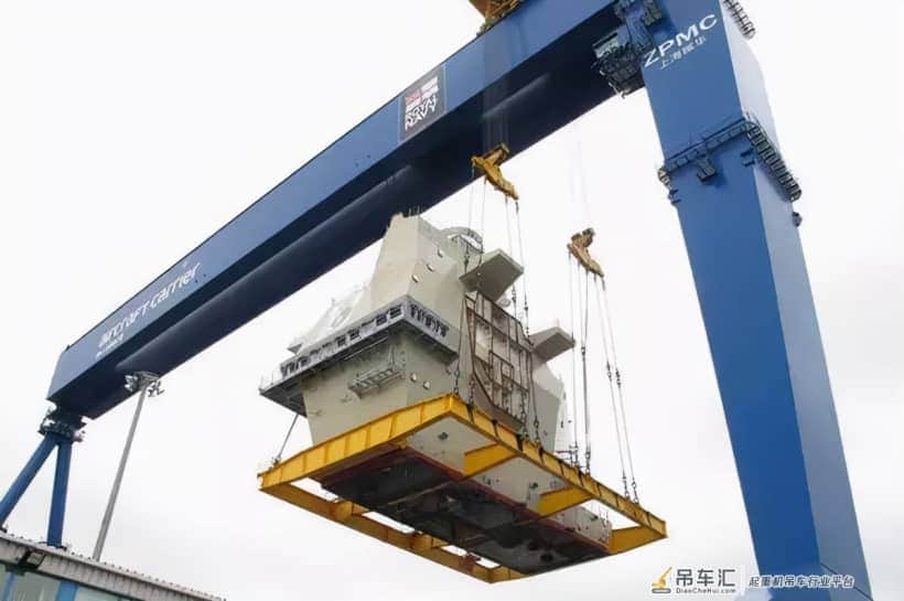 大国重器!中国造出最大龙门吊"宏海号",起重量高达22000吨