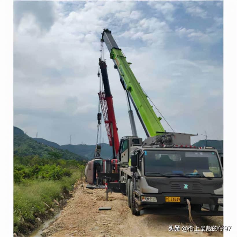 为什么要汽车吊操作证有什么用处报名条件以及就业前景有多好