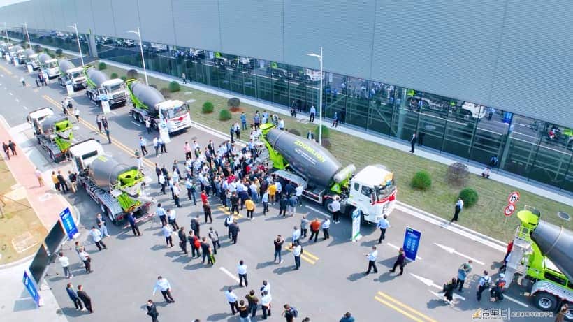 行业领先!中联重科“凌冠”系列搅拌车新品重磅发布