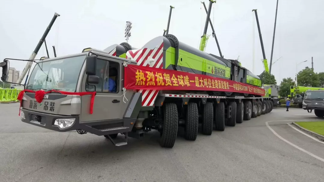 疑似三一2200吨吊车曝光!中联“风之子”最强对手来临?