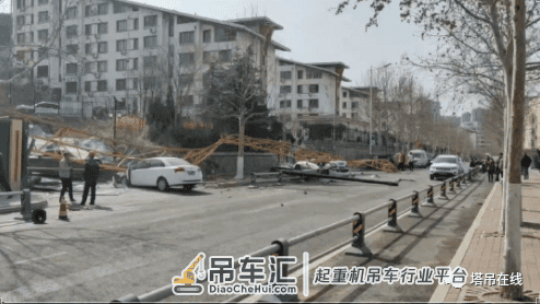 警惕!山东济南一在建工地塔吊施工作业发生倒塌事故
