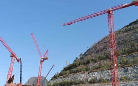 实力超群的“三剑客”：中联重科塔机装备高效助建香港公屋项目