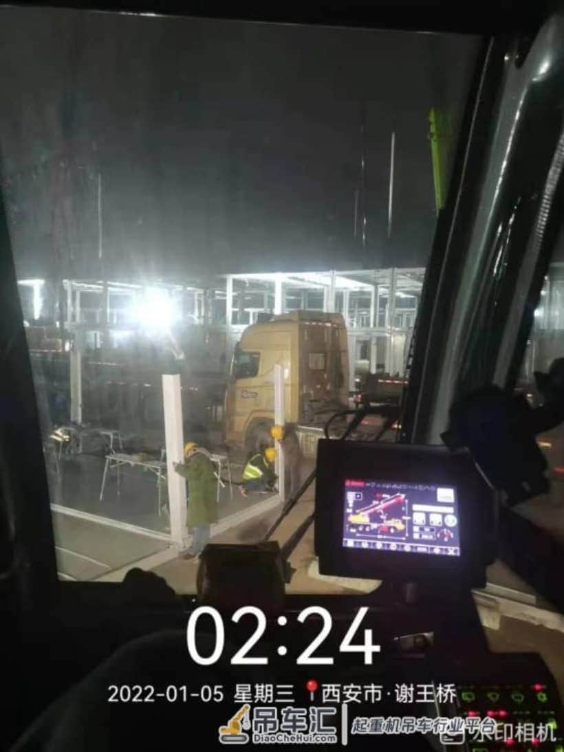 请放心!三一起重机助力西安方舱医院紧急筹建