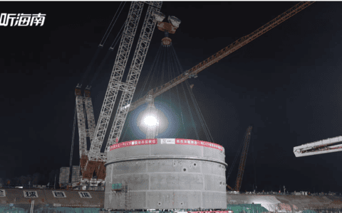 中联重科3200吨履带吊再建新功！助力“玲龙一号”项目全速冲刺
